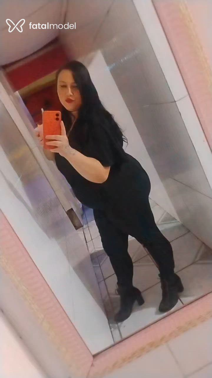 Acompanhante mulher morena (o) de olhos castanhos - Pam Silvah Acompanhante mulher morena (o) de olhos castanhos - Pam Silvah