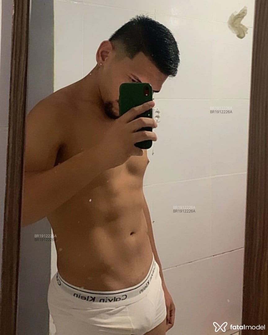 Acompanhante homem morena (o) de olhos pretos em Sobral Acompanhante homem morena (o) de olhos pretos em Sobral - Daniel