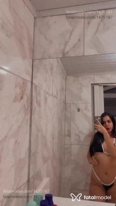 Acompanhante mulher com cabelo castanho de olhos castanhos em Bebedouro - Camila
