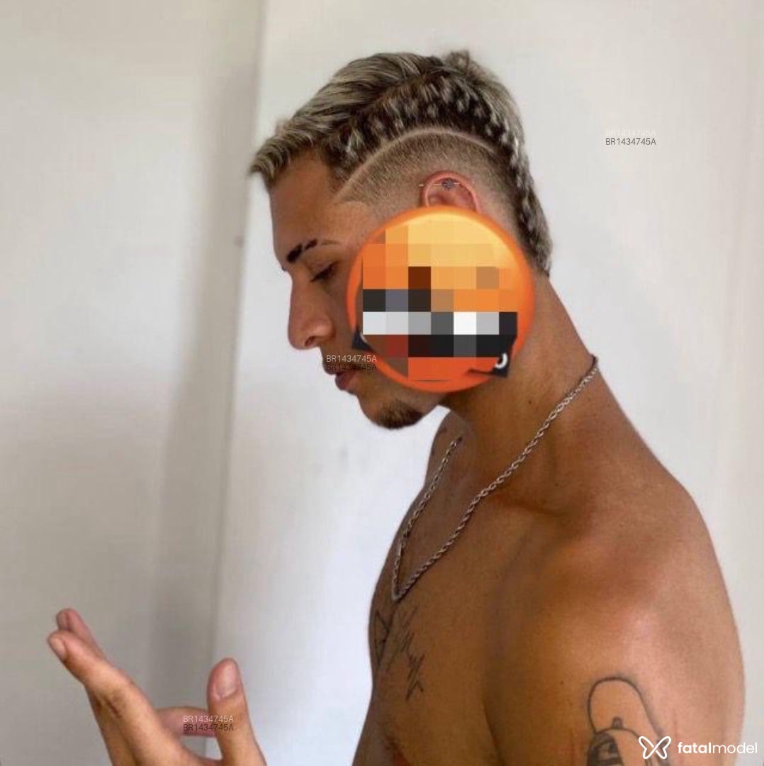 Acompanhante homem com cabelo castanho de olhos mel em São Paulo - Hiago