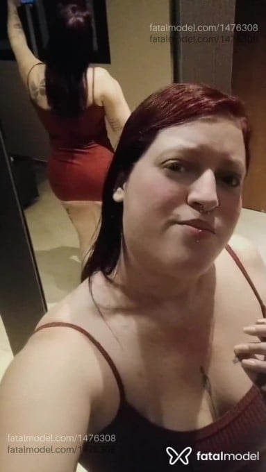 Acompanhante mulher ruiva (o) de olhos azuis - biiaa