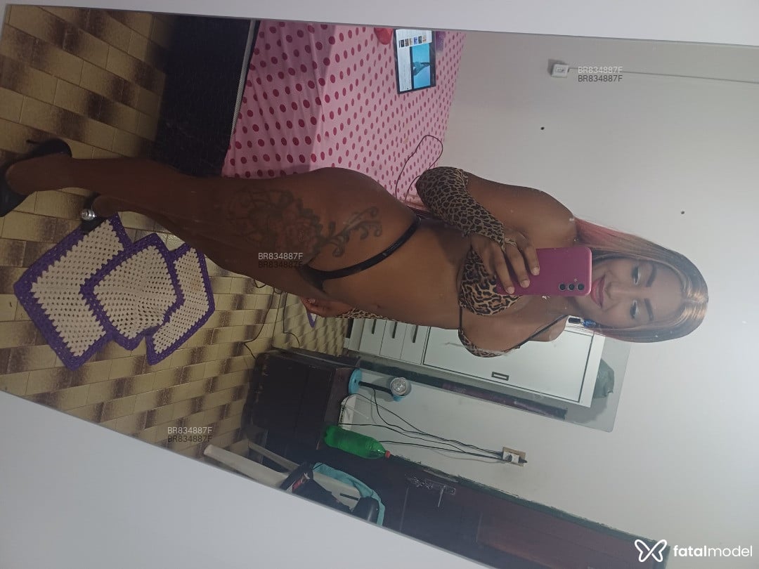Acompanhante mulher trans morena (o) de olhos castanhos em Cuiabá Acompanhante mulher trans morena (o) de olhos castanhos em Cuiabá - Verônica