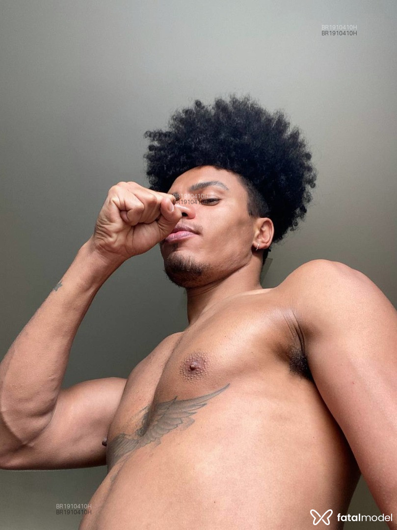 Acompanhante homem morena (o) de olhos castanhos em São Paulo Acompanhante homem morena (o) de olhos castanhos em São Paulo - Black Lion