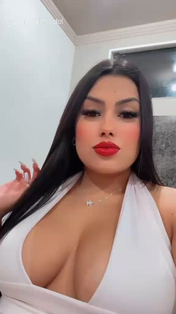 Acompanhante mulher morena (o) de olhos castanhos em São José Acompanhante mulher morena (o) de olhos castanhos em São José - Mirela Rodrigues