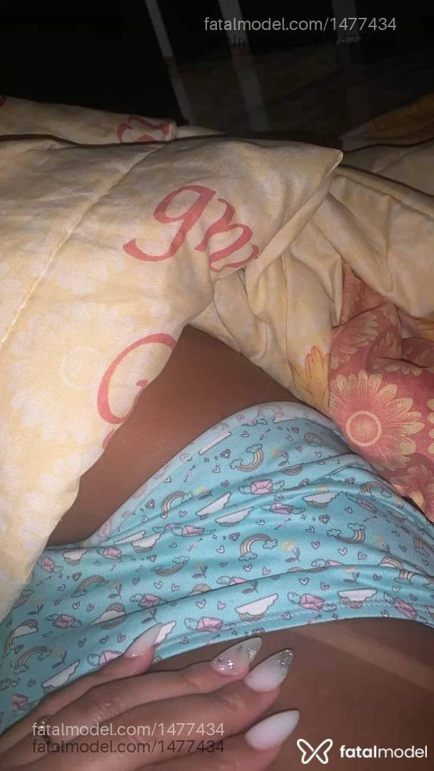 Acompanhante mulher morena (o) de olhos pretos - BEATRIZ FEITOSA
