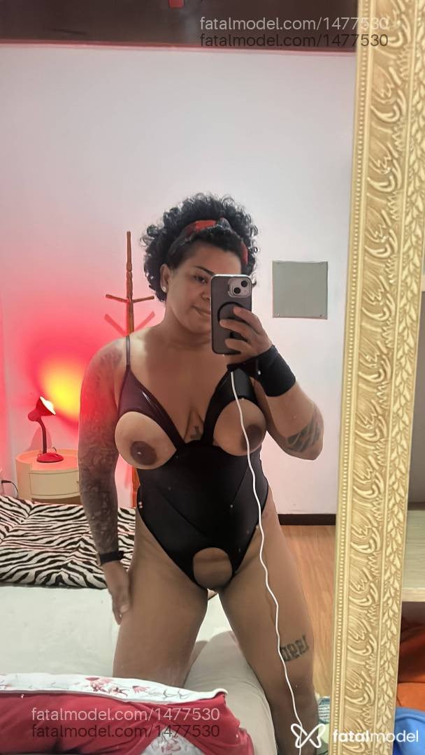 Acompanhante mulher morena (o) de olhos pretos em Criciúma - Lola Olaya
