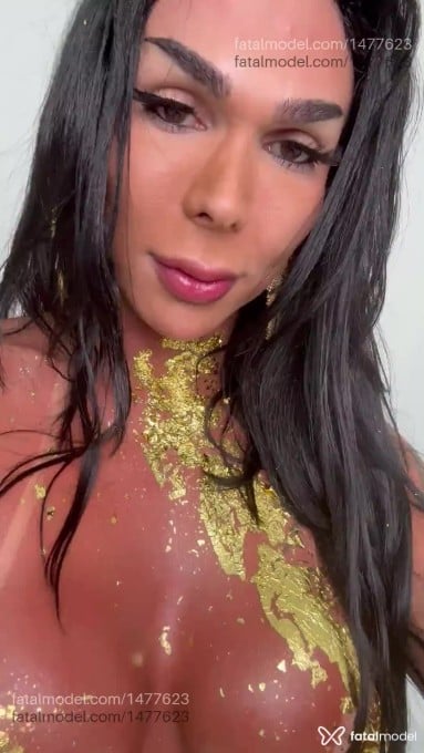 Acompanhante mulher trans morena (o) de olhos castanhos em Porto Alegre - Isabella Kalimann