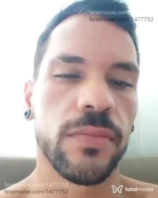 Acompanhante homem com cabelo castanho de olhos castanhos em Vitória da Conquista Acompanhante homem com cabelo castanho de olhos castanhos em Vitória da Conquista - Diego Rocha