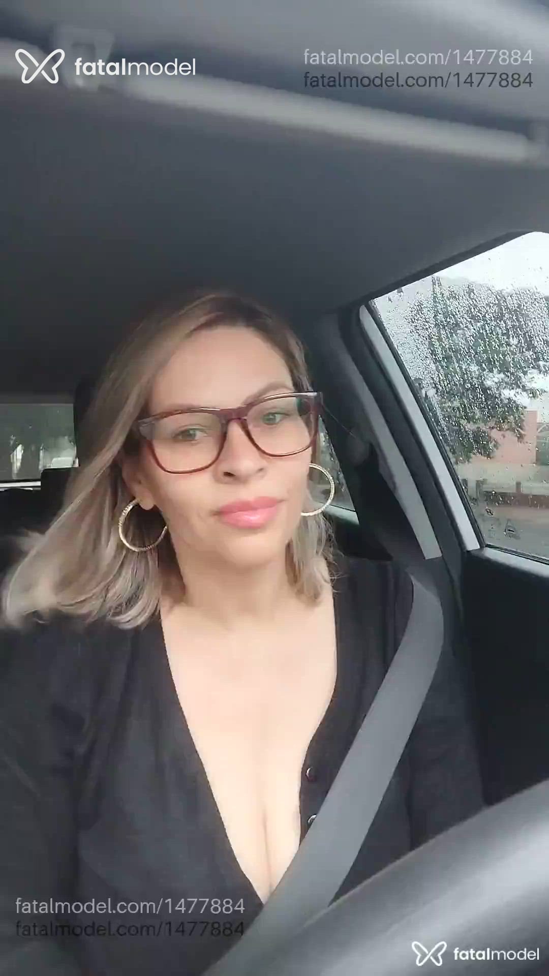 Acompanhante mulher loira (o) de olhos verdes - Aninha Acompanhante mulher loira (o) de olhos verdes - Aninha