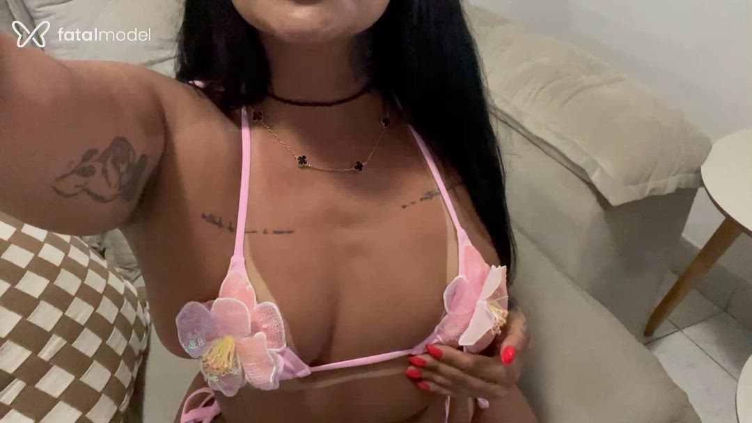 Acompanhante mulher morena (o) de olhos castanhos - Larissa Acompanhante mulher morena (o) de olhos castanhos - Larissa