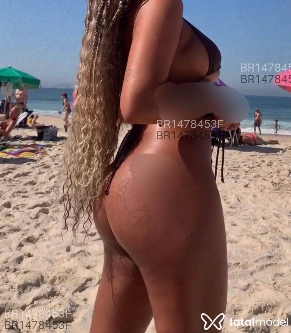 Acompanhante mulher com cabelo castanho de olhos pretos em Macaé - Hadassa Campos