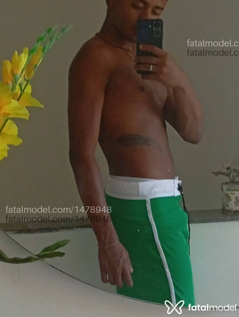 Acompanhante homem morena (o) de olhos pretos em Vitória Acompanhante homem morena (o) de olhos pretos em Vitória - Hugo Ramos