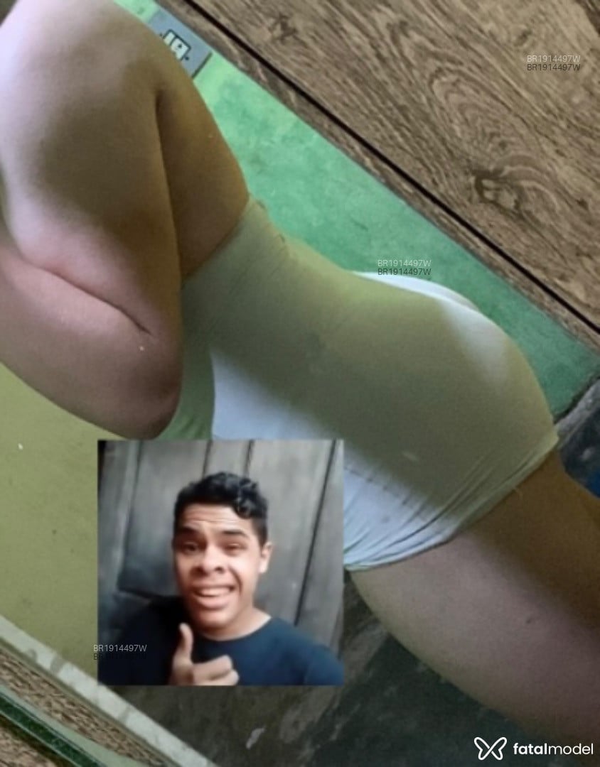 Acompanhante homem com cabelo castanho de olhos castanhos - Euzinho Acompanhante homem com cabelo castanho de olhos castanhos - Euzinho