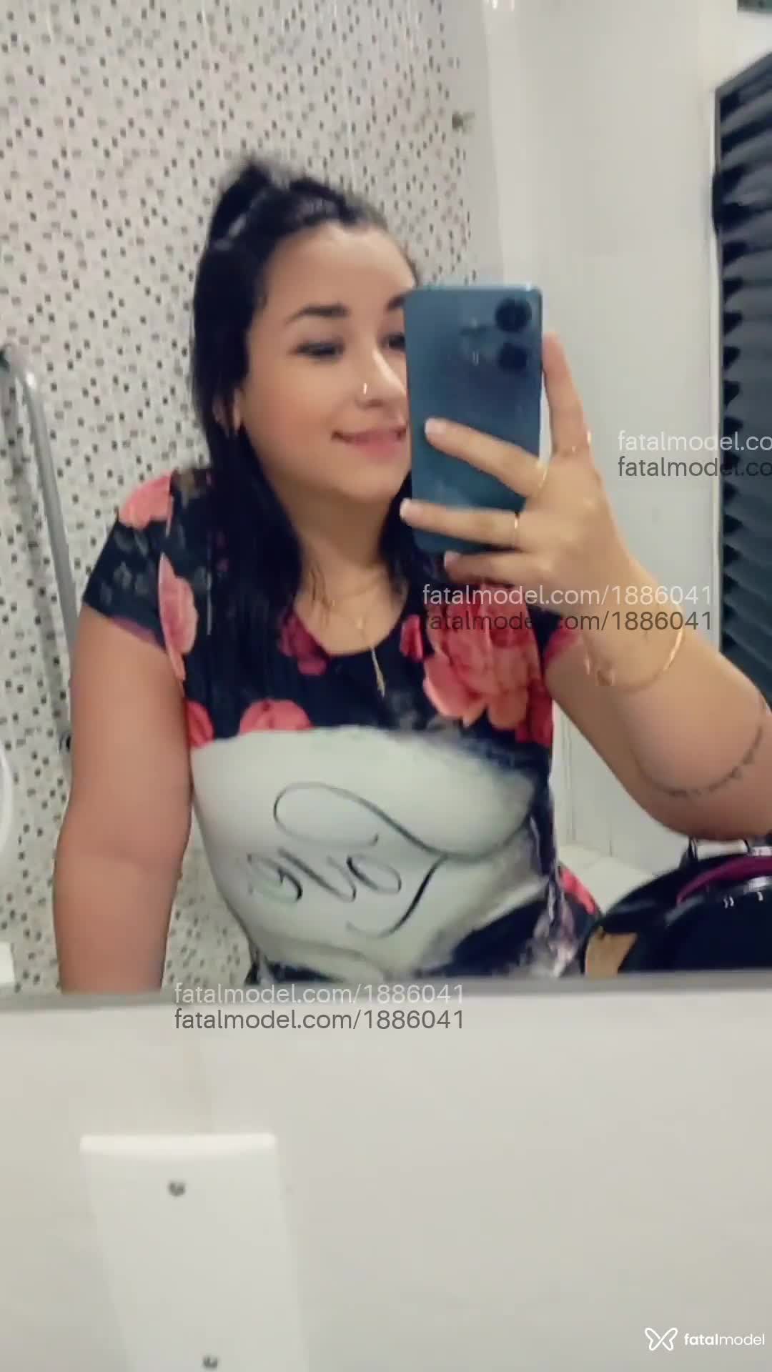 Acompanhante mulher morena (o) de olhos castanhos em Chapecó - Natty