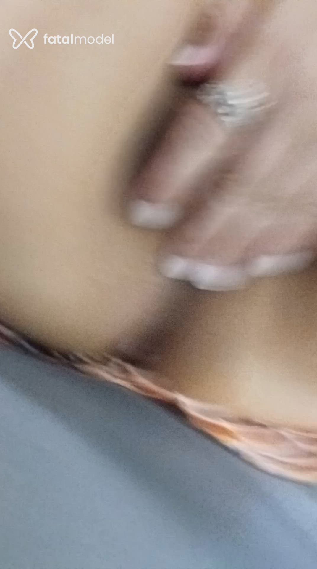 Acompanhante mulher morena (o) de olhos castanhos em Porto Alegre Acompanhante mulher morena (o) de olhos castanhos em Porto Alegre - Juju corrêa