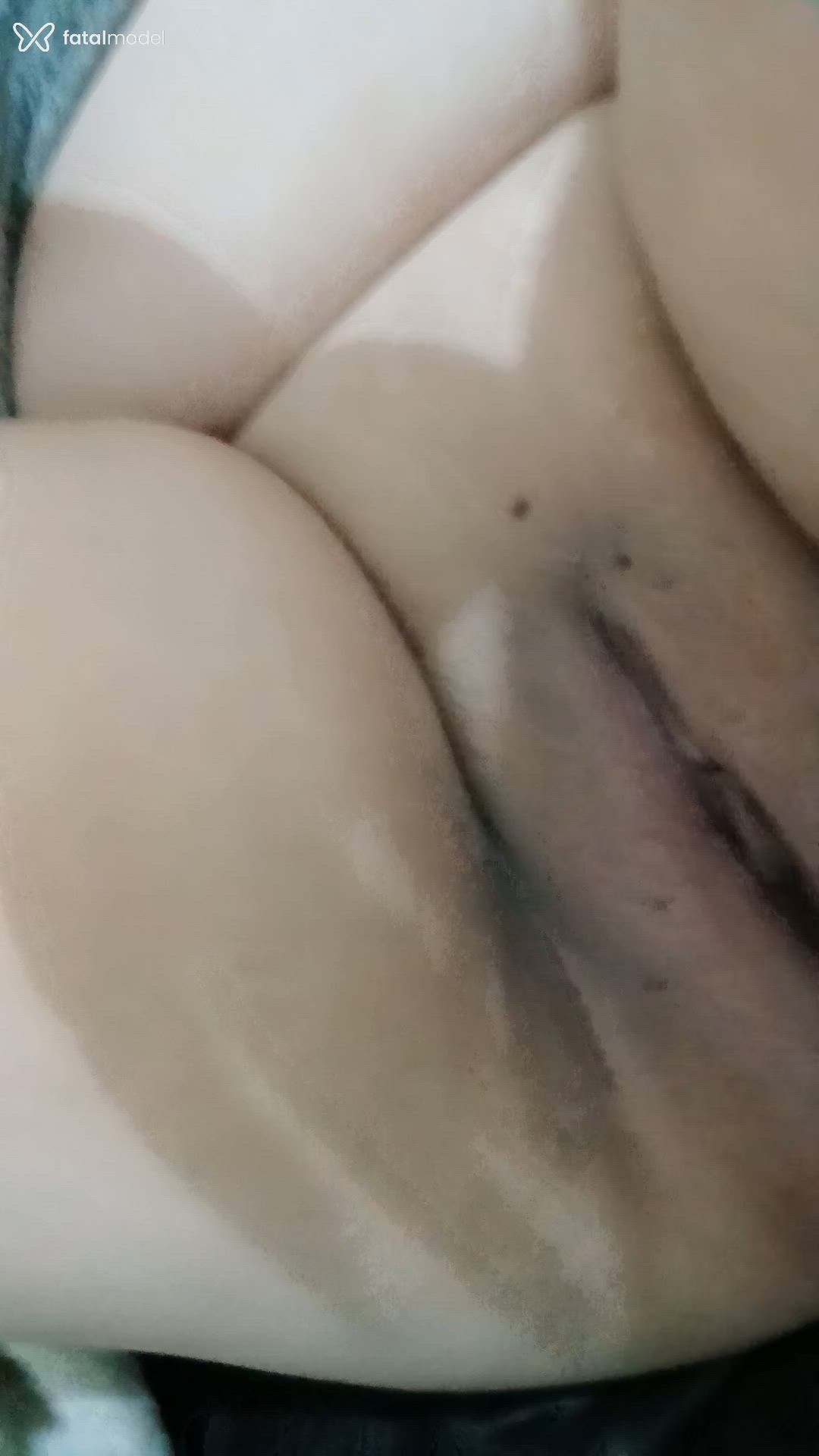 Acompanhante mulher morena (o) de olhos castanhos em Porto Alegre Acompanhante mulher morena (o) de olhos castanhos em Porto Alegre - Juju corrêa