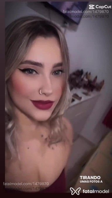 Acompanhante mulher loira (o) de olhos azuis - Carolina Ribeiro
