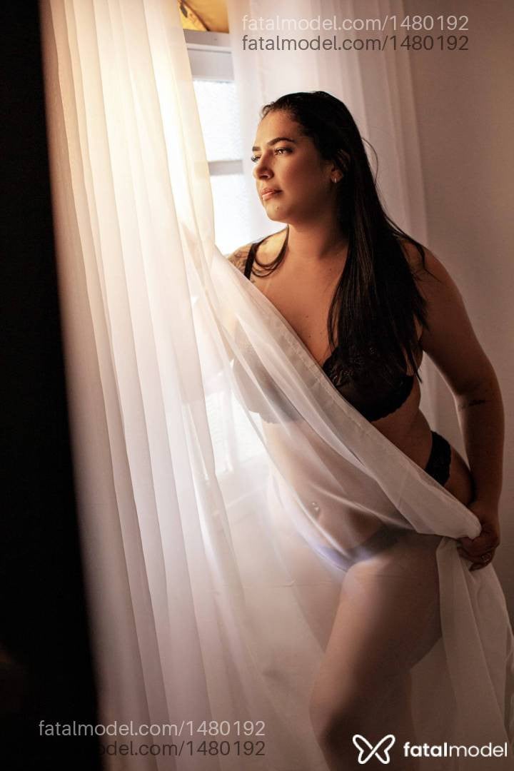 Acompanhante mulher morena (o) de olhos pretos em Imbituba - Morena ousadas