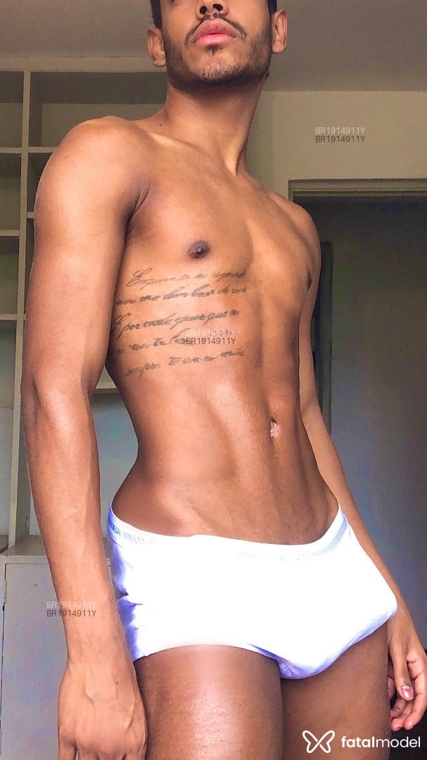 Acompanhante homem morena (o) de olhos castanhos em São Paulo Acompanhante homem morena (o) de olhos castanhos em São Paulo - Adriano silva