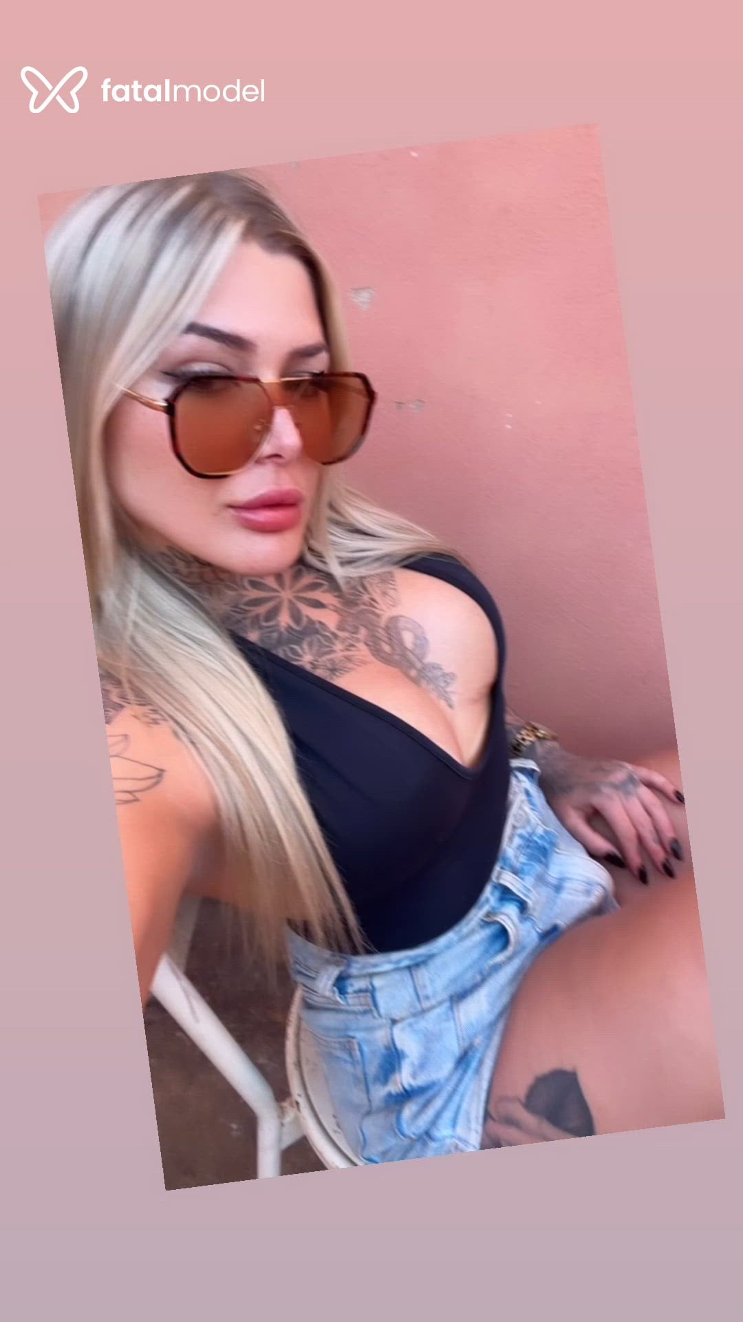 Acompanhante mulher loira (o) de olhos verdes - Natasha Silva Acompanhante mulher loira (o) de olhos verdes - Natasha Silva