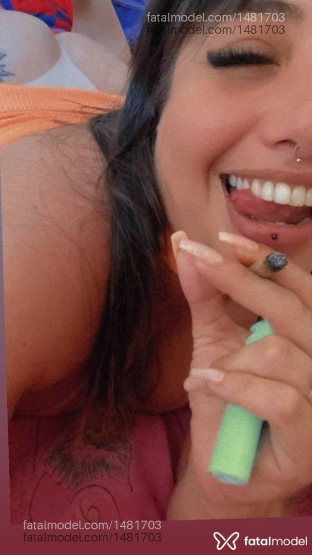 Acompanhante mulher loira (o) de olhos castanhos em São Sebastião do Paraíso Acompanhante mulher loira (o) de olhos castanhos em São Sebastião do Paraíso - Yasmin Gabriele