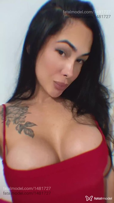 Acompanhante mulher trans morena (o) de olhos castanhos em Guanambi - Máxine