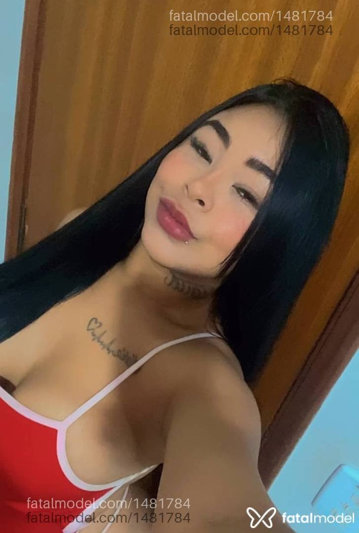 Acompanhante mulher morena (o) de olhos pretos - Safyra