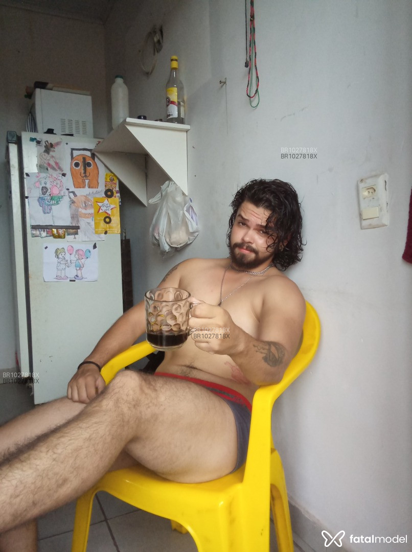 Acompanhante homem trans morena (o) de olhos castanhos em Virtual - Leo trans boy