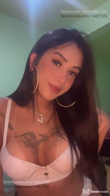 Acompanhante mulher trans morena (o) de olhos castanhos em Londrina - Sther