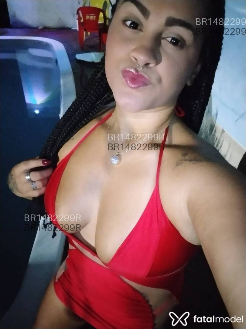Acompanhante mulher morena (o) de olhos castanhos em Rio de Janeiro - Morena