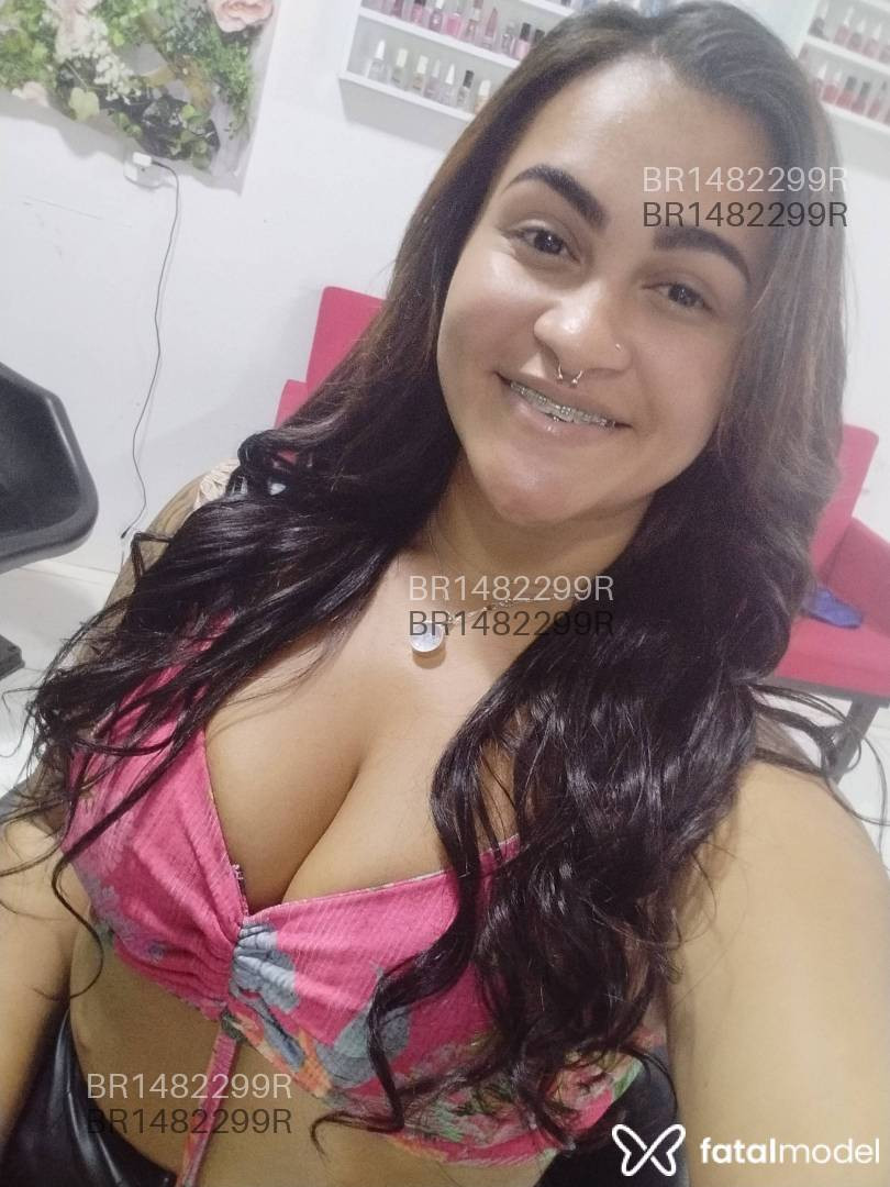 Acompanhante mulher morena (o) de olhos castanhos em Rio de Janeiro - Morena