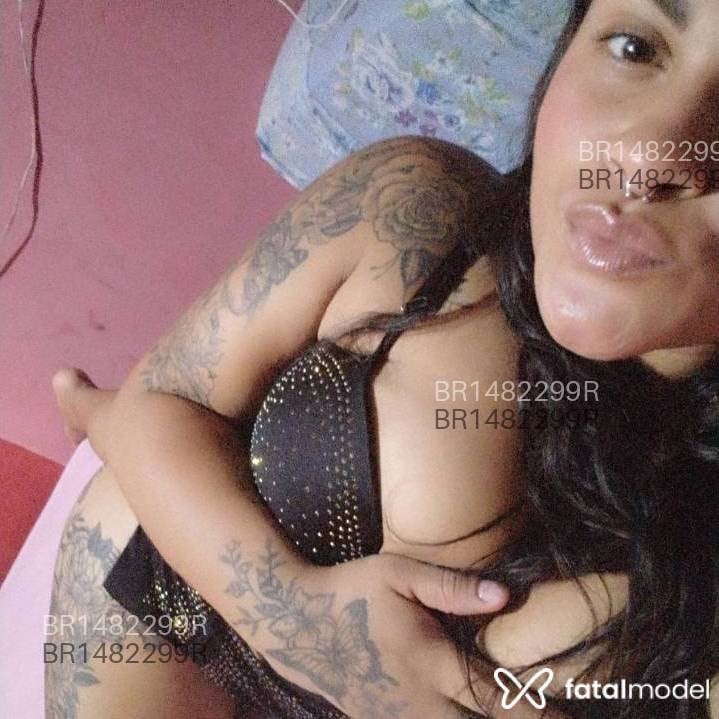 Acompanhante mulher morena (o) de olhos castanhos em Rio de Janeiro - Morena