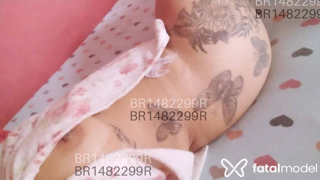 Acompanhante mulher morena (o) de olhos castanhos em Rio de Janeiro - Morena