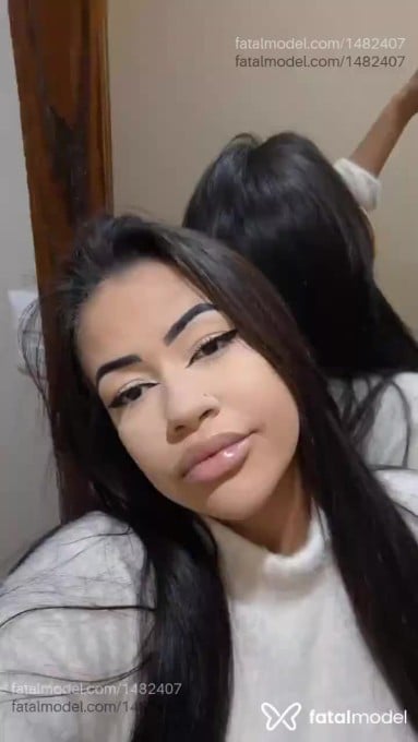 Acompanhante mulher morena (o) de olhos castanhos em Silvânia - Alice Ribeiro