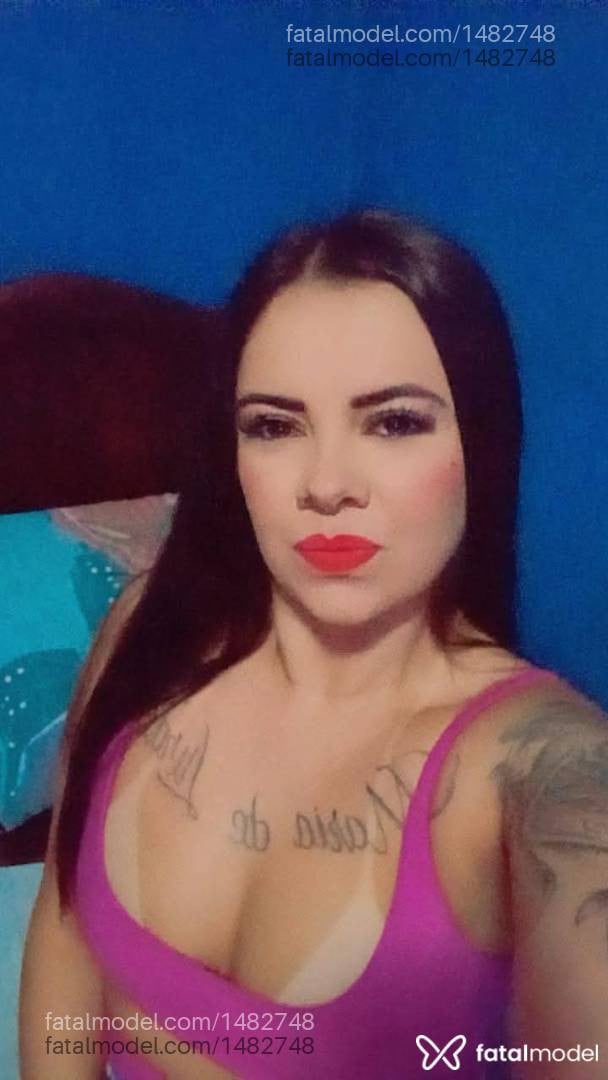 Acompanhante mulher morena (o) de olhos castanhos - Talia thata