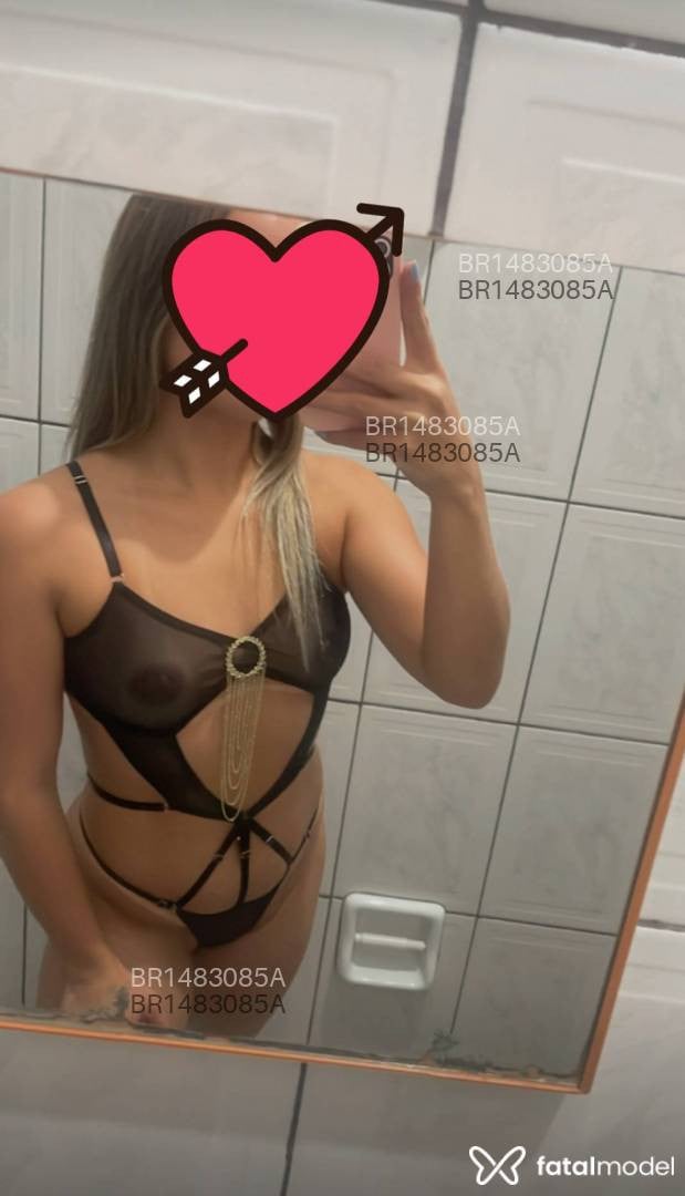 Acompanhante mulher loira (o) de olhos castanhos em Pimenta Bueno - Gaby Xavier