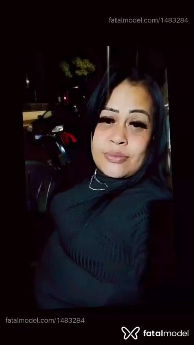Acompanhante mulher com cabelo castanho de olhos castanhos em Uberaba Acompanhante mulher com cabelo castanho de olhos castanhos em Uberaba - Baronesa
