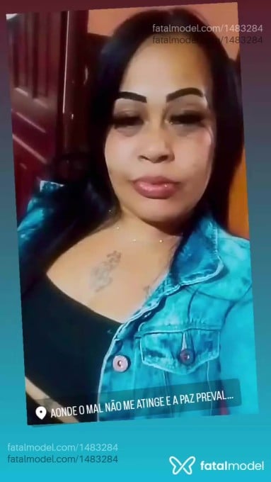 Acompanhante mulher com cabelo castanho de olhos castanhos em Uberaba Acompanhante mulher com cabelo castanho de olhos castanhos em Uberaba - Baronesa