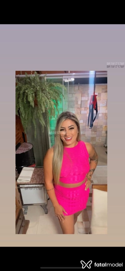 Acompanhante mulher loira (o) de olhos castanhos em Pinhais Acompanhante mulher loira (o) de olhos castanhos em Pinhais - Grazi santos