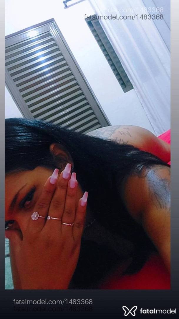 Acompanhante mulher morena (o) de olhos pretos em Araxá - Viviane