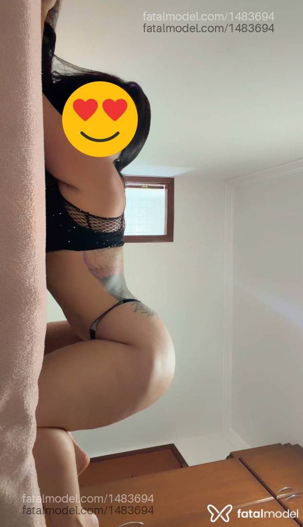 Acompanhante mulher morena (o) de olhos mel - Manuela