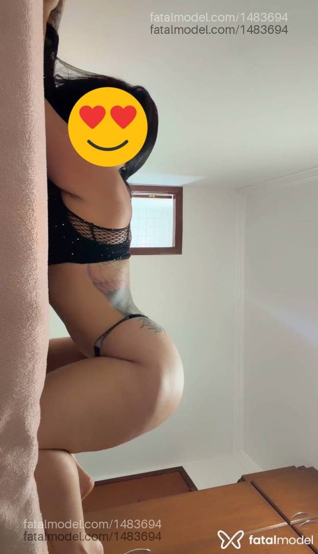 Acompanhante mulher morena (o) de olhos mel - Manuela