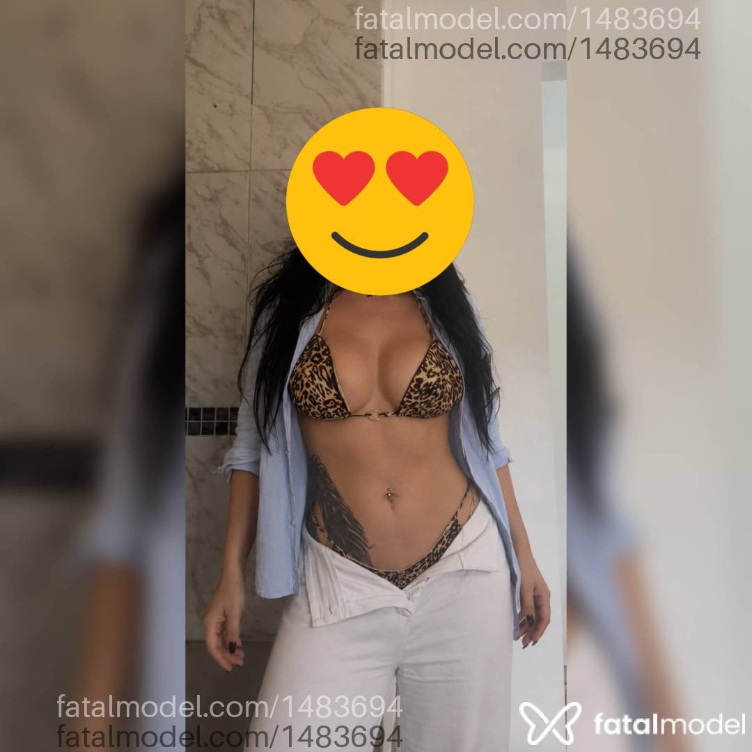 Acompanhante mulher morena (o) de olhos mel - Manuela