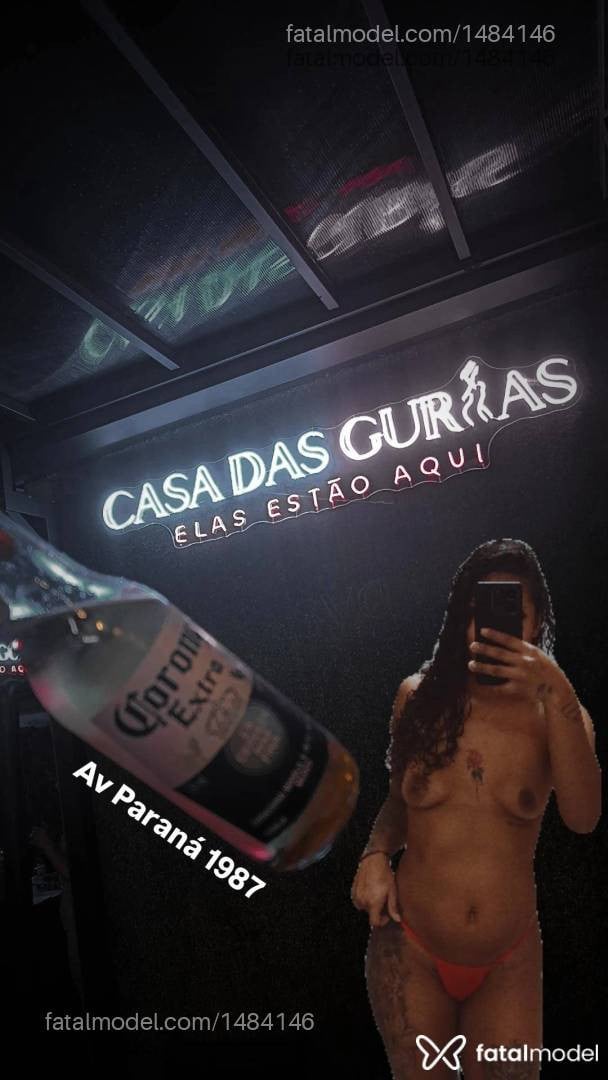 Acompanhante mulher com cabelo castanho de olhos castanhos - Bella