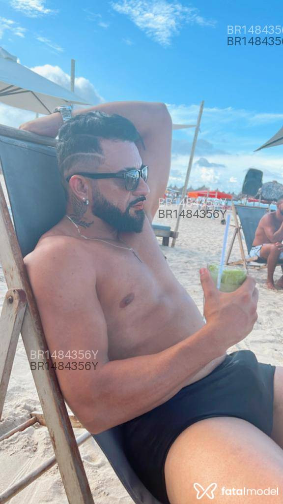 Acompanhante homem morena (o) de olhos castanhos em Goiânia - Ricardo Mello