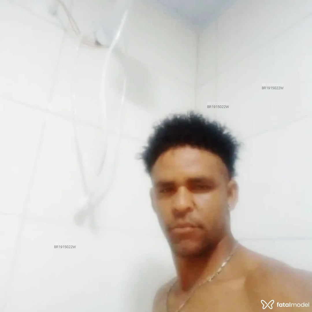 Acompanhante homem morena (o) de olhos castanhos em Virtual - Cheomar