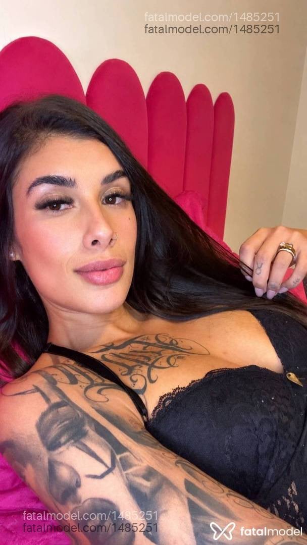 Acompanhante mulher com cabelo castanho de olhos castanhos em Rio do Sul - Jade Ventura