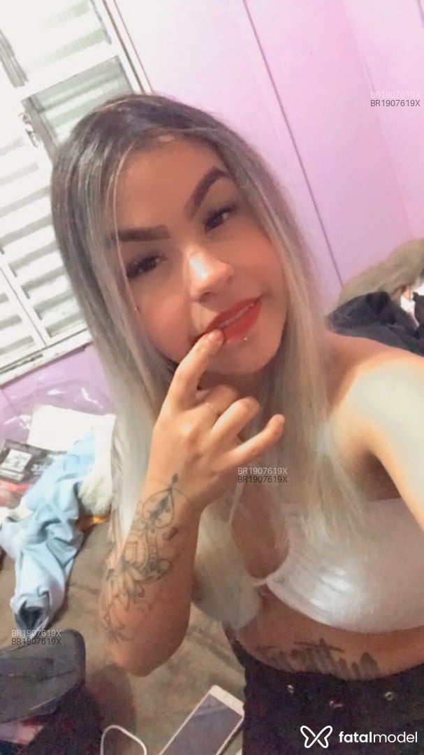 Acompanhante mulher loira (o) de olhos castanhos em Caxias do Sul - Morgana