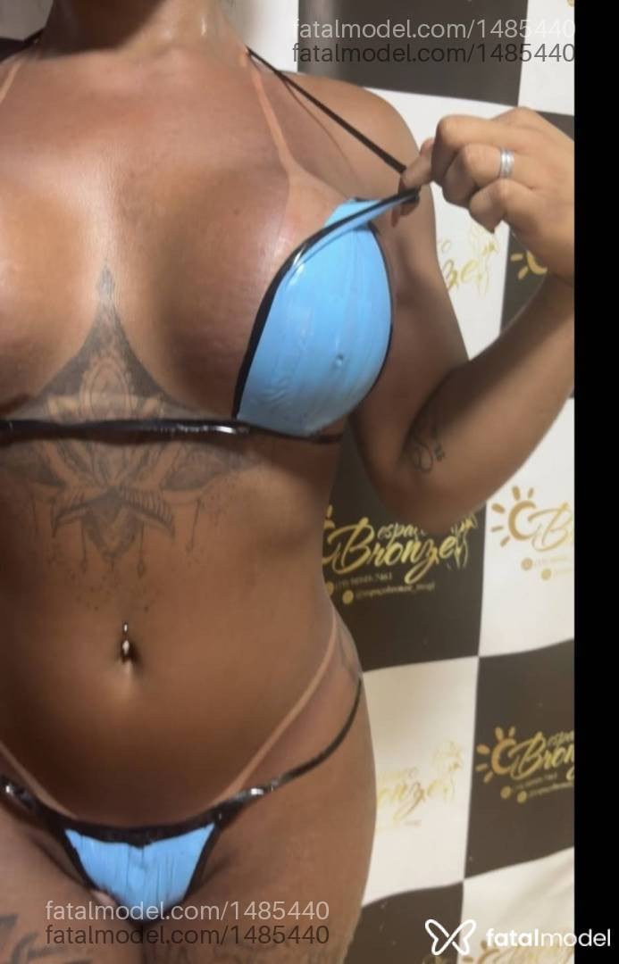 Acompanhante mulher trans morena (o) de olhos castanhos - Luana Dias