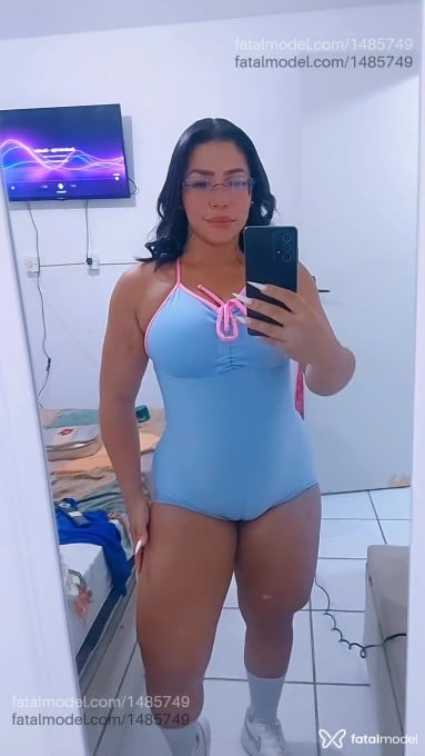 Acompanhante mulher morena (o) de olhos pretos em Virtual - Pandora Silva